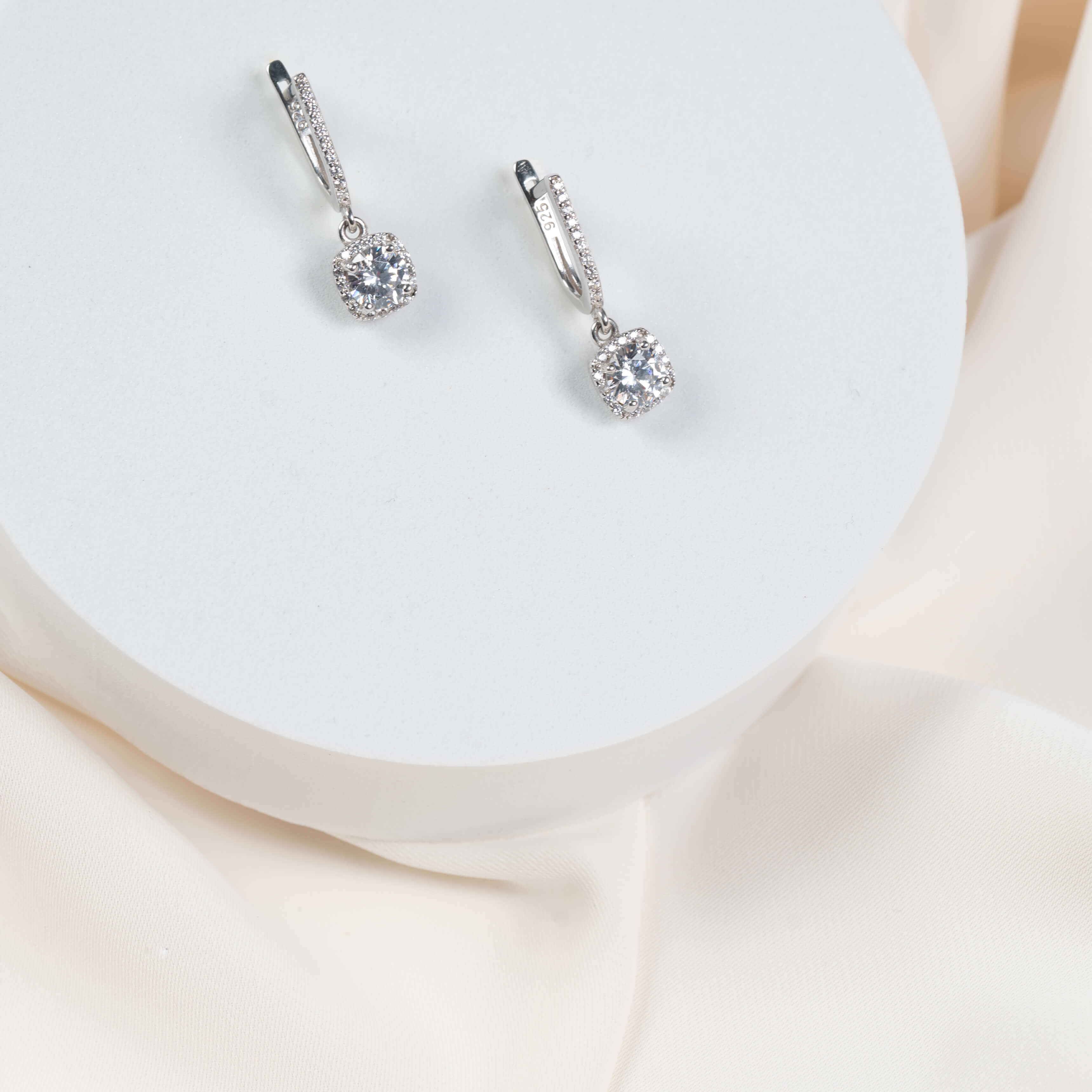 Starfall Ohrringe aus 925er Sterling Silber, minimalistisch und elegant